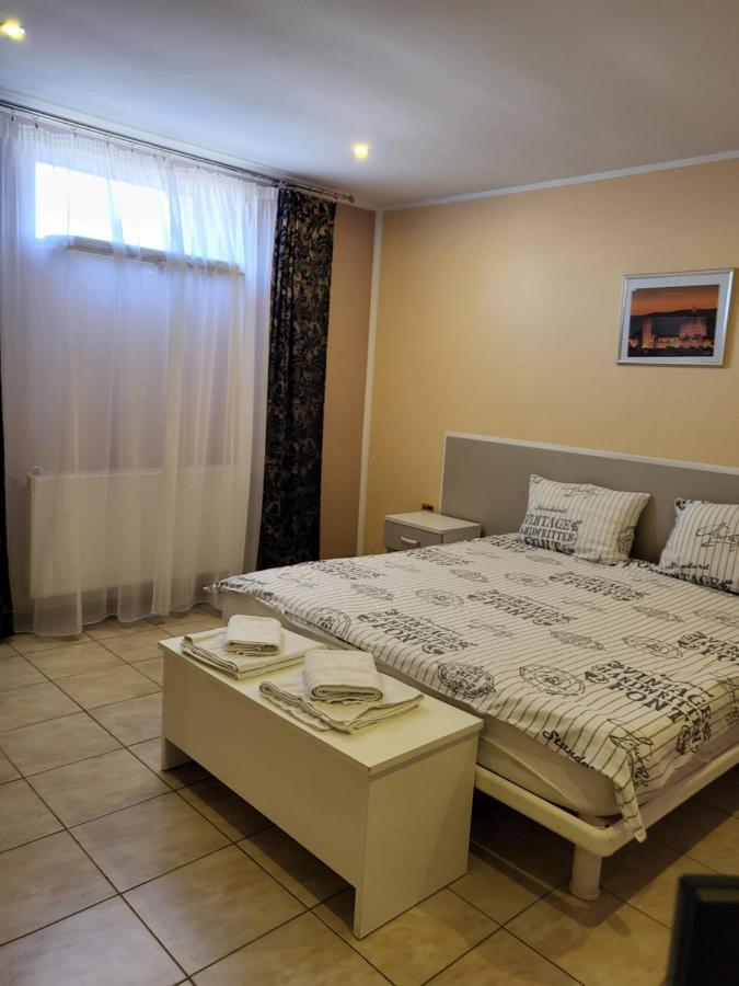 Pensiunea B&B Casa Italia Timişoara Extérieur photo